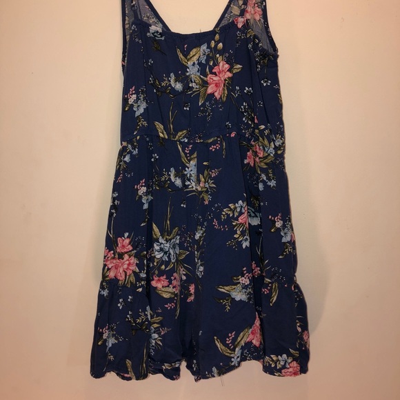 Romper - Picture 2 of 3